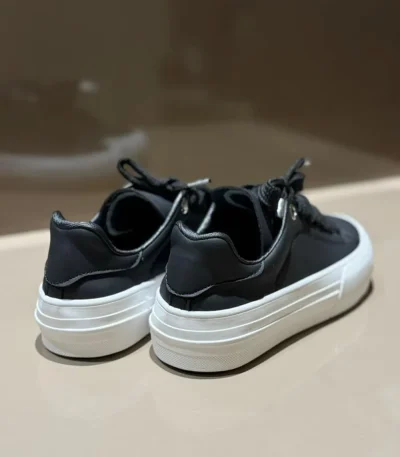 ونس لژ دار Zara
