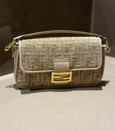 کیف فندی